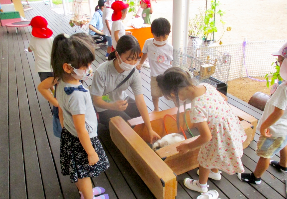 【教育実習生とのかかわり】の様子 イメージ